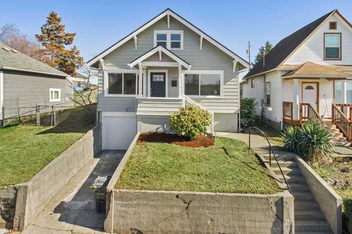 1715 S Cushman Ave - Photo 2 of 24