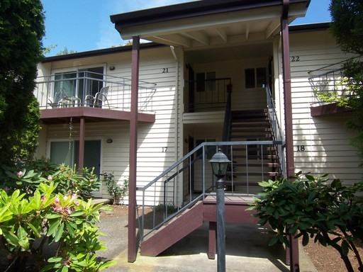 1040 Columbia Ridge Dr #17 - Photo 2 of 21