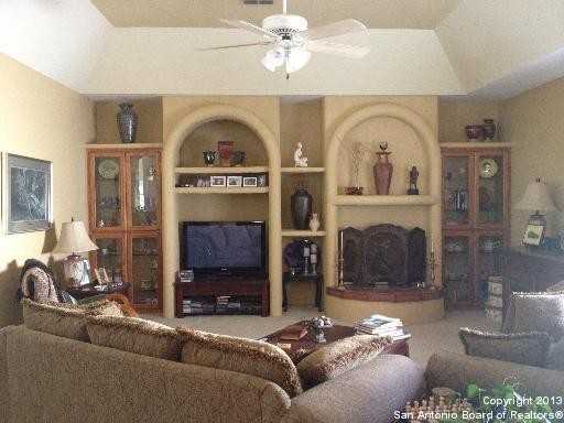 16254 Rough Oak St - Photo 2 of 17