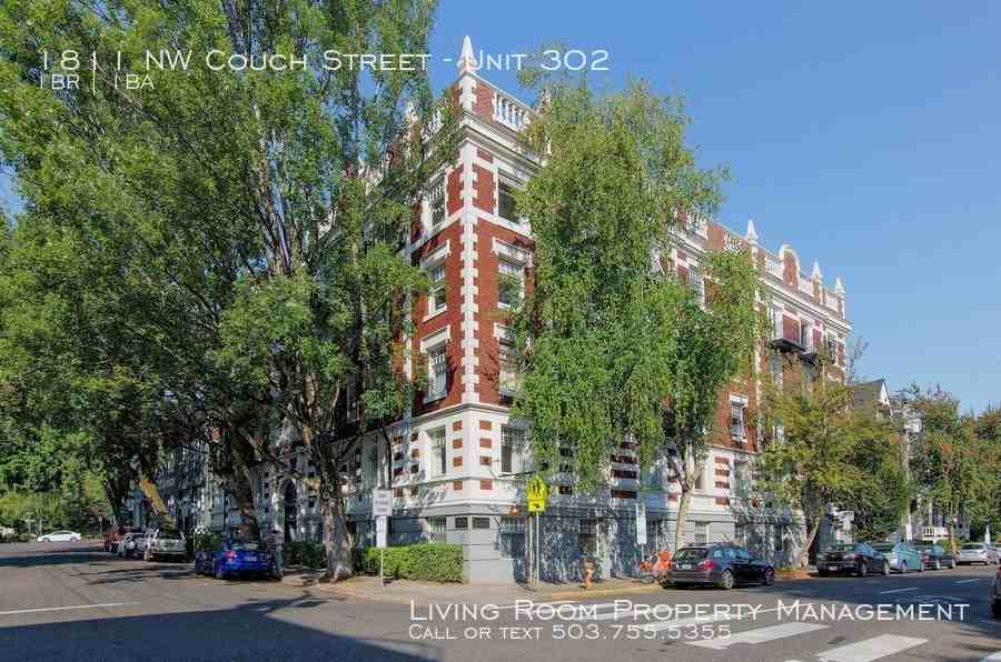 1811 NW Couch St #302