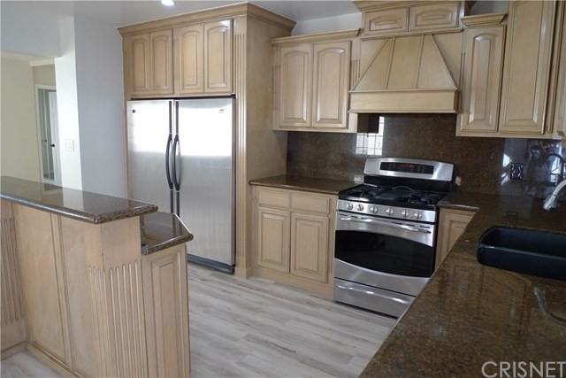 5341 Strohm Ave - Photo 3 of 15