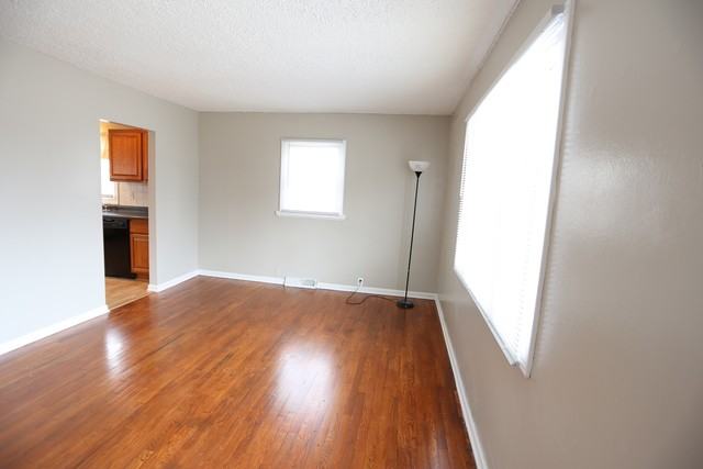 1310 W Marion St - Photo 2 of 11