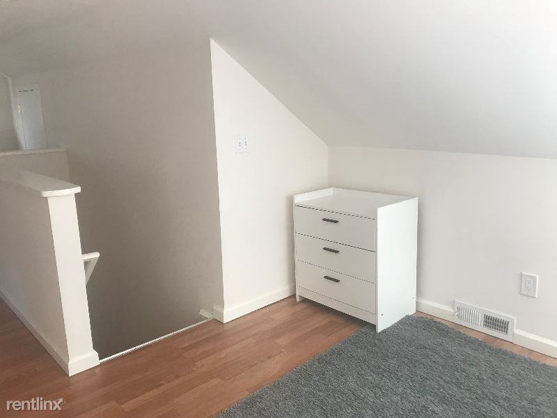 200 Cumley Terrace - Photo 2 of 3