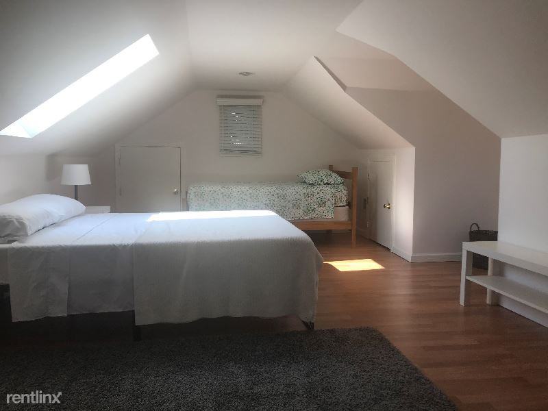 200 Cumley Terrace - Photo 3 of 3