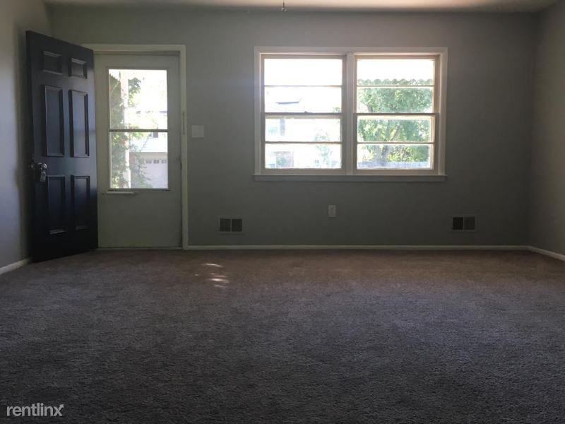 159 Revolutionary Rd - Photo 3 of 23