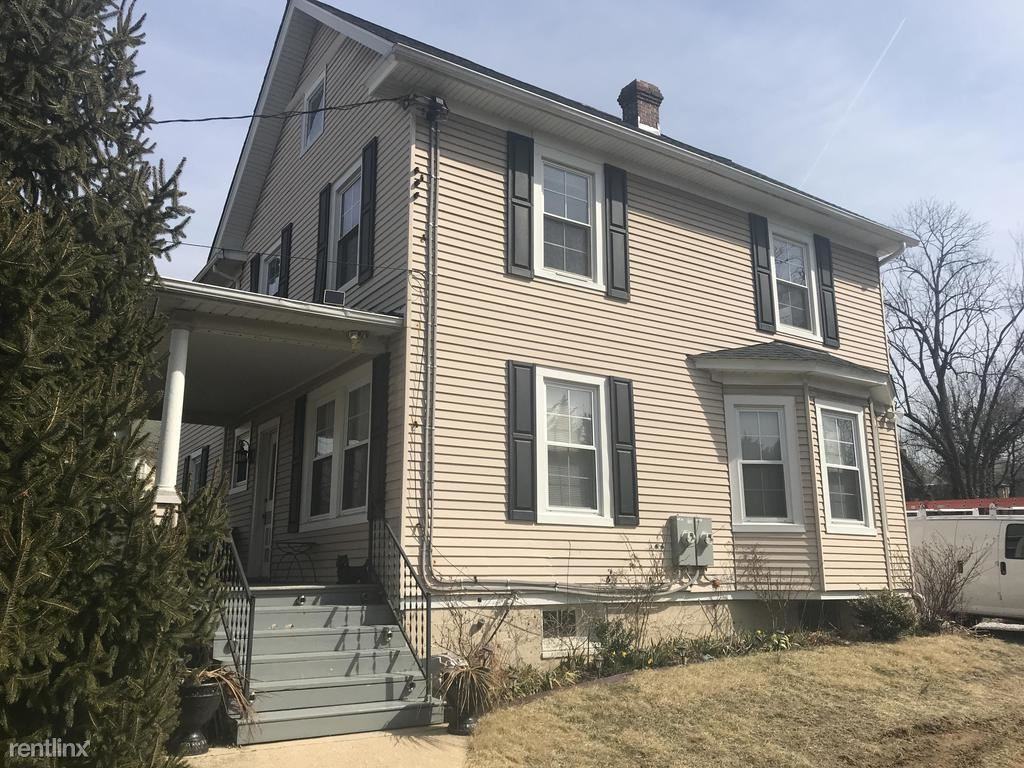 1433 Front Ave - Photo 3 of 15