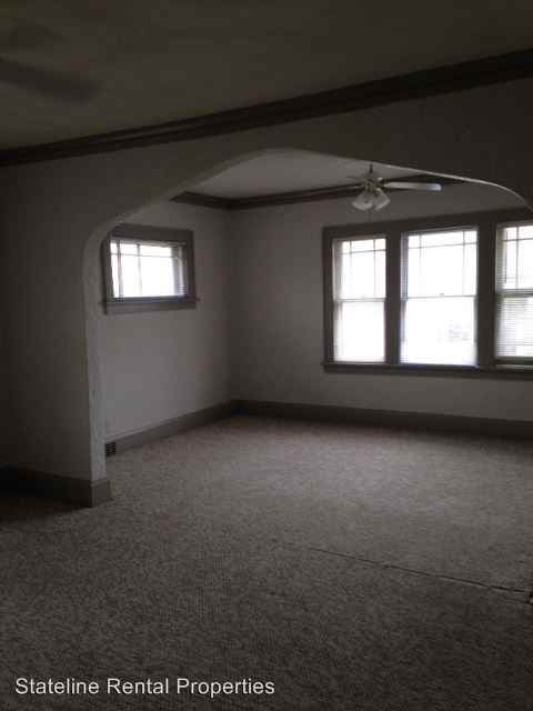 1119-1121  9th Ave - Photo 2 of 5