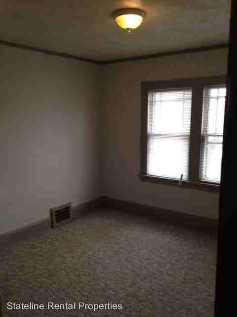 1119-1121  9th Ave - Photo 3 of 5