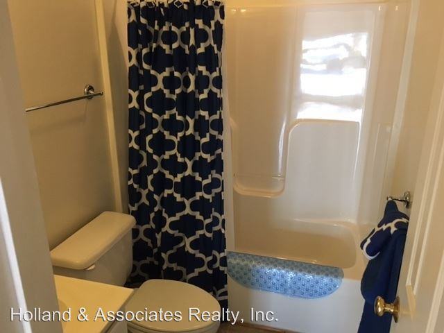 1309 Hillside Dr - Photo 3 of 3