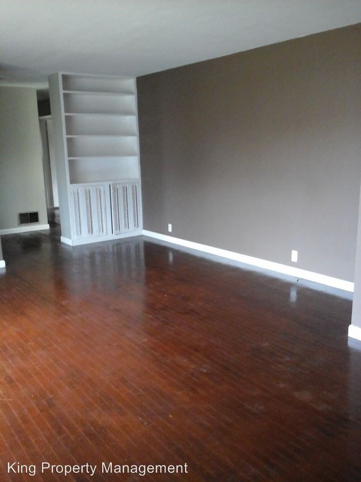 365 Pinehurst Drive - Photo 3 of 21