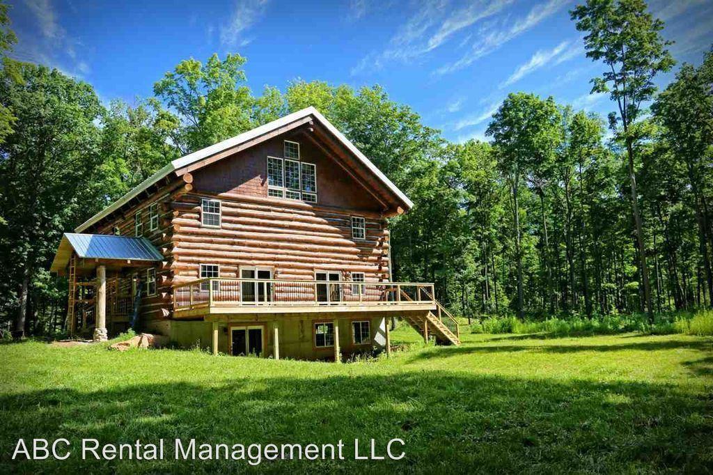 221393 Hollywood Rd - Photo 2 of 13