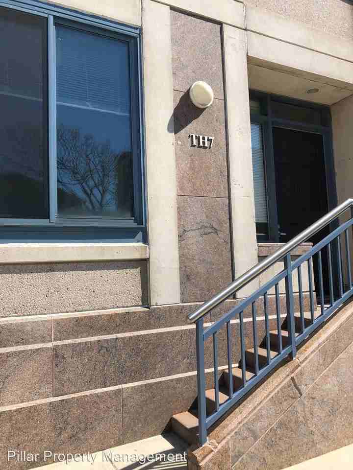 526 Pacific Avenue - Photo 2 of 11