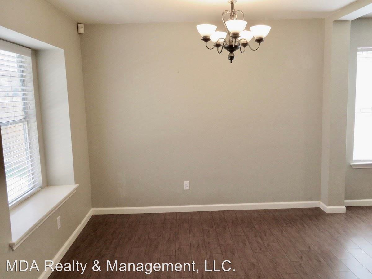 2256 Ada Ln - Photo 2 of 8