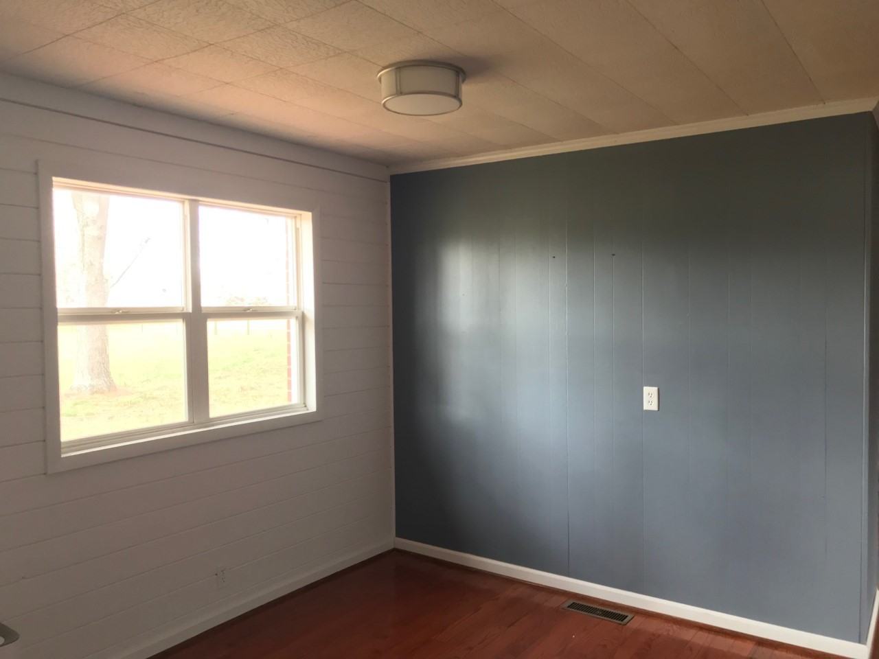 1576 Gainesboro Hwy - Photo 2 of 5