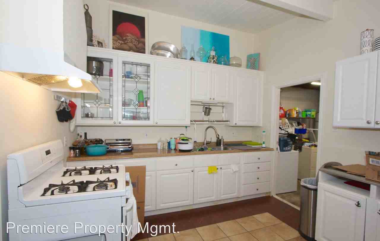 1509 Dubuque St - Photo 2 of 5