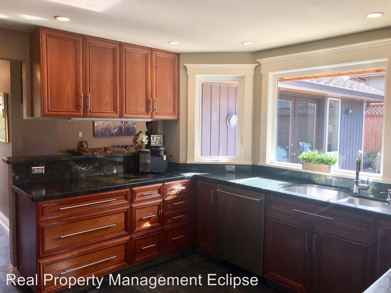 13631 65th Pl W - Photo 3 of 5