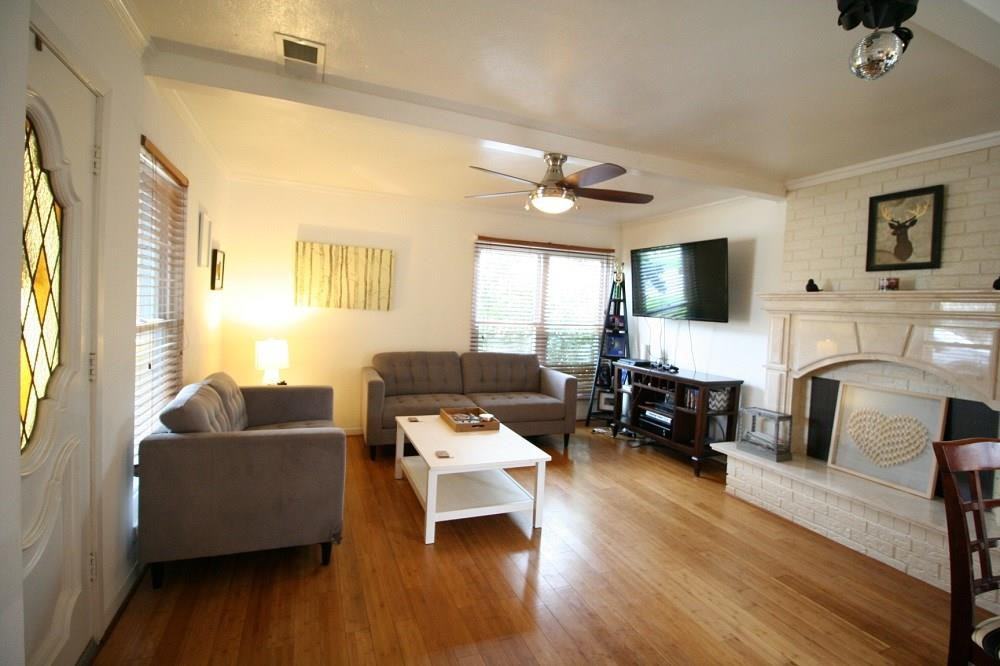 2528 Avenida Loop - Photo 3 of 23