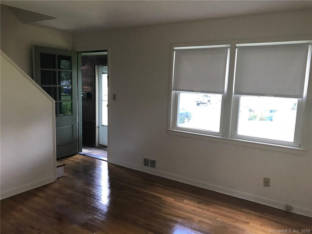 41 Elmhurst Cir - Photo 2 of 17