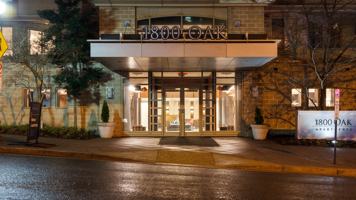 featured image of 1800 N Oak St