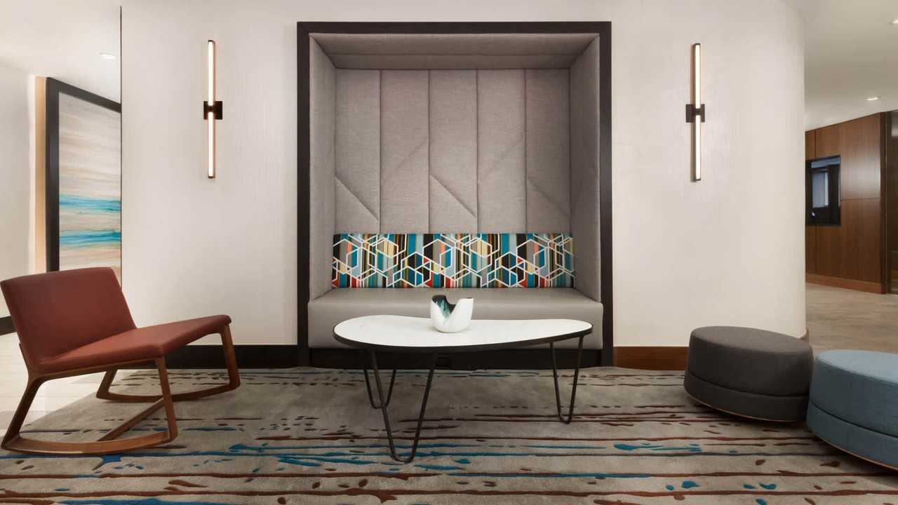 1800 Oak - Photo 6 of 55