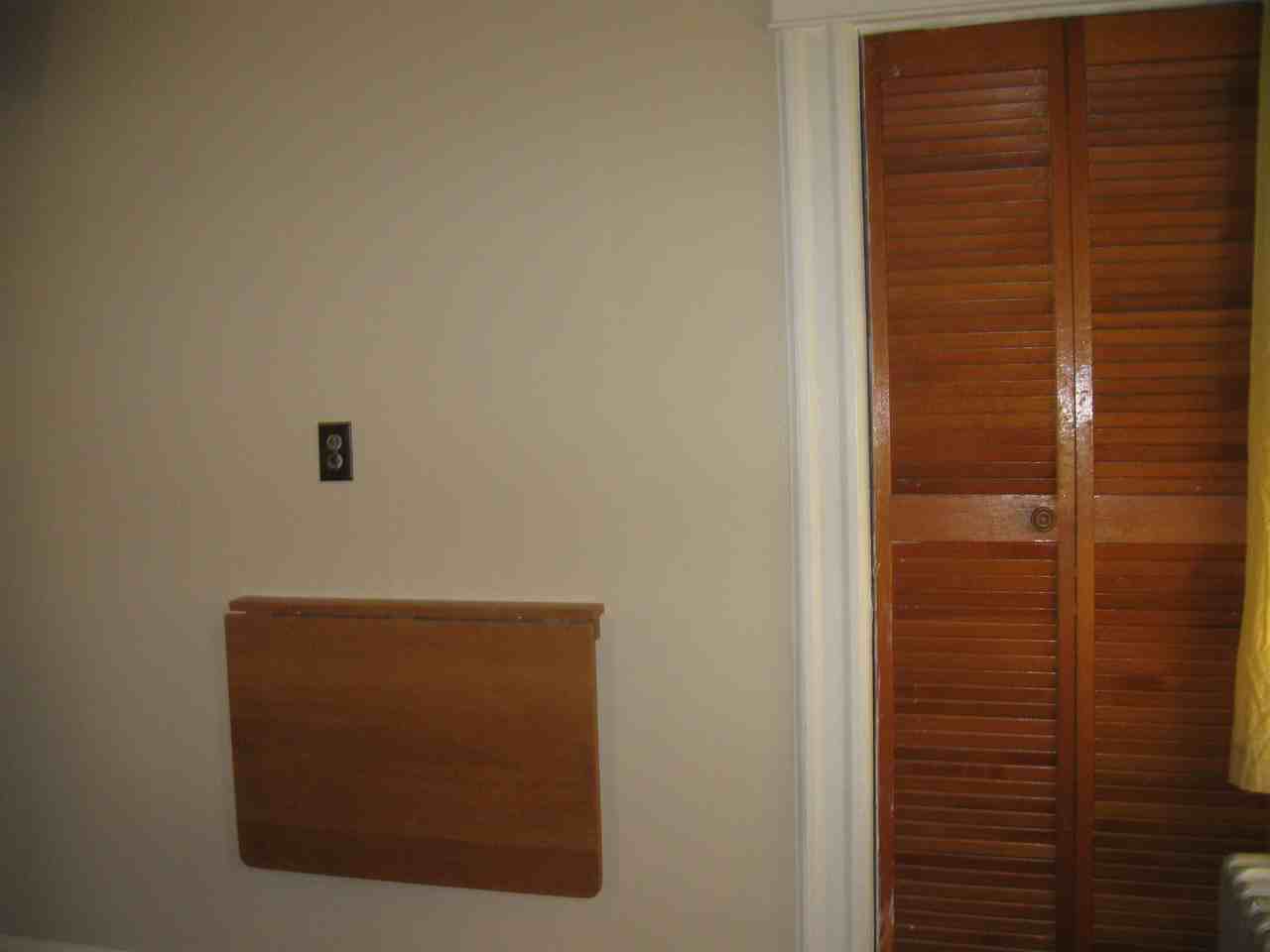 104 Maplewood Ave - Photo 2 of 9