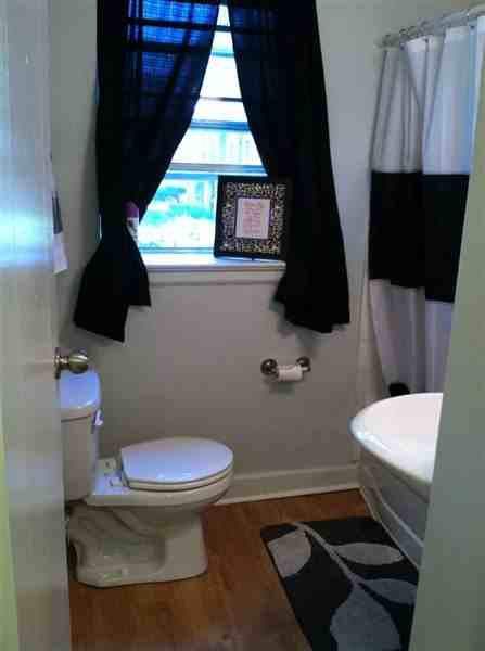 8657 Delmar Blvd. - Photo 2 of 5