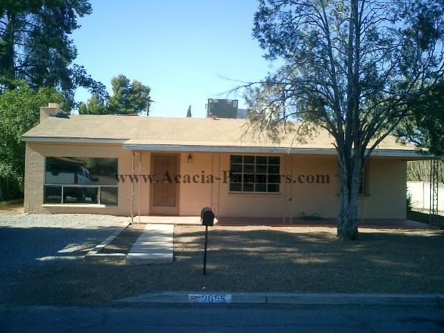 2655 S Wilson Ave - Photo 2 of 9