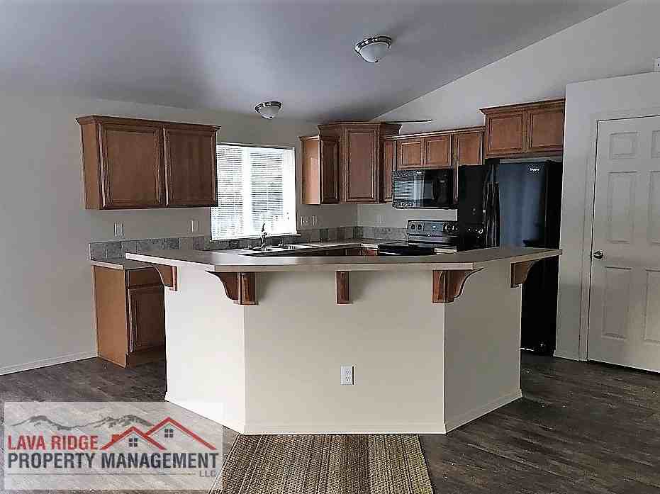 51325 Mitts Way - Photo 2 of 7