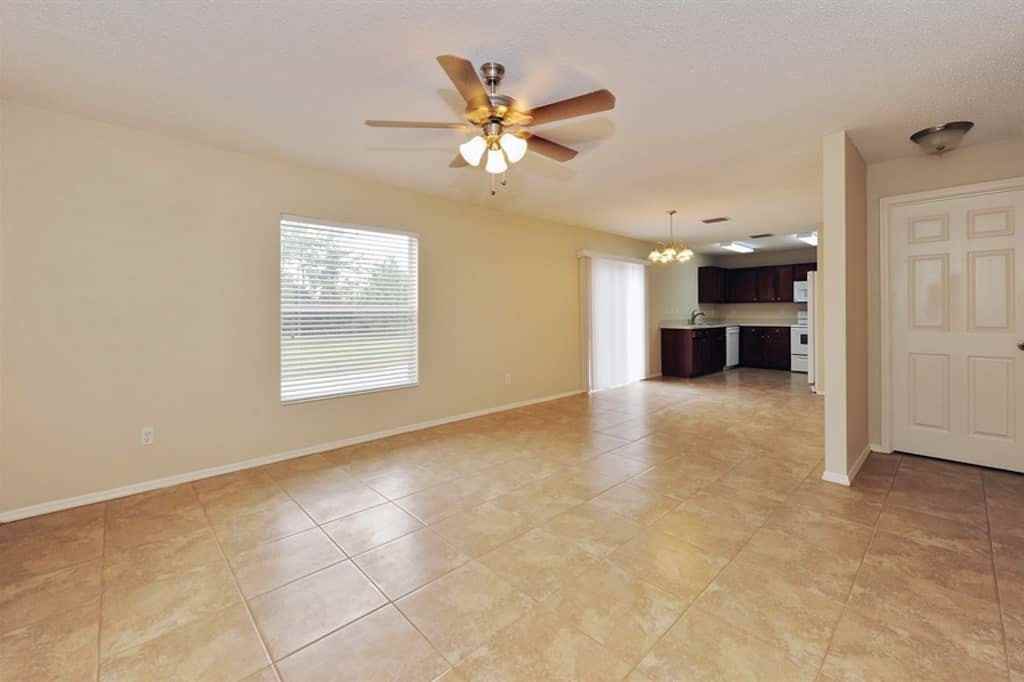 14030 Noble Park Dr - Photo 3 of 20