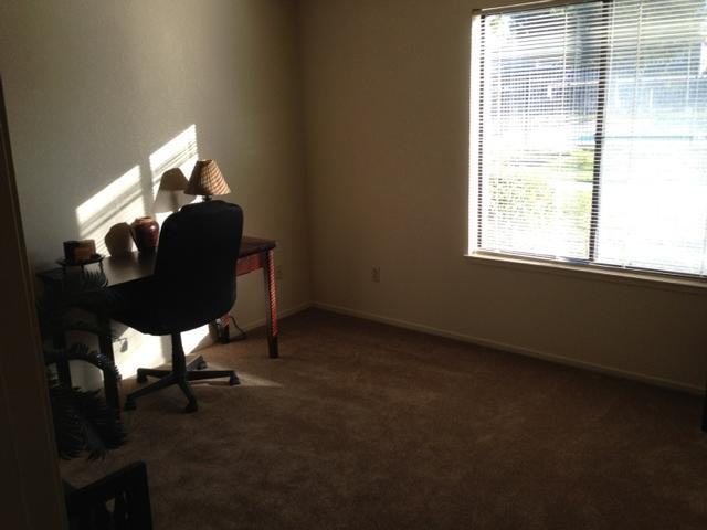 2081 Sylvan Way - Photo 4 of 17