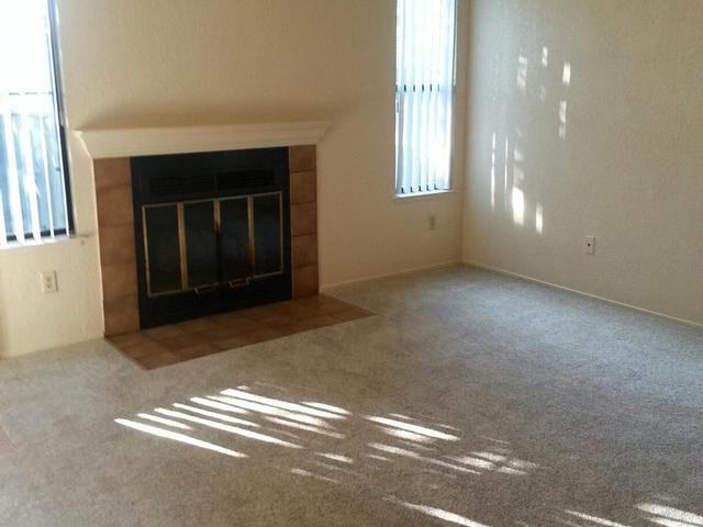 2081 Sylvan Way - Photo 3 of 11