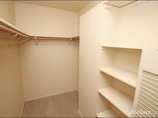 2081 Sylvan Way - Photo 2 of 11