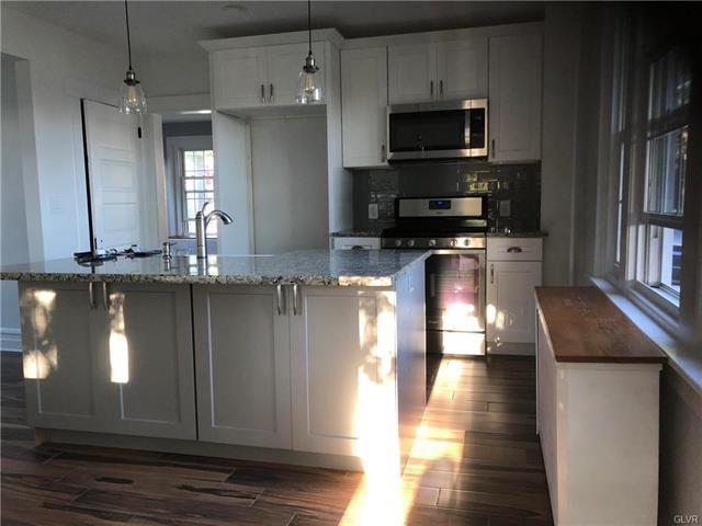 1670 Washington St - Photo 2 of 13