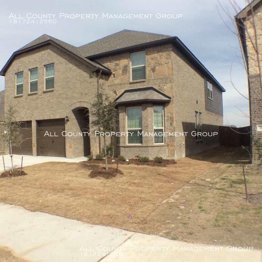340 Retama Dr - Photo 3 of 29