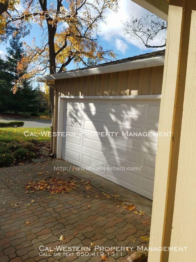 13134 Diericx Dr - Photo 2 of 10