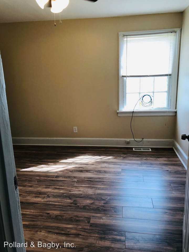 318 Hunt Ave - Photo 3 of 10