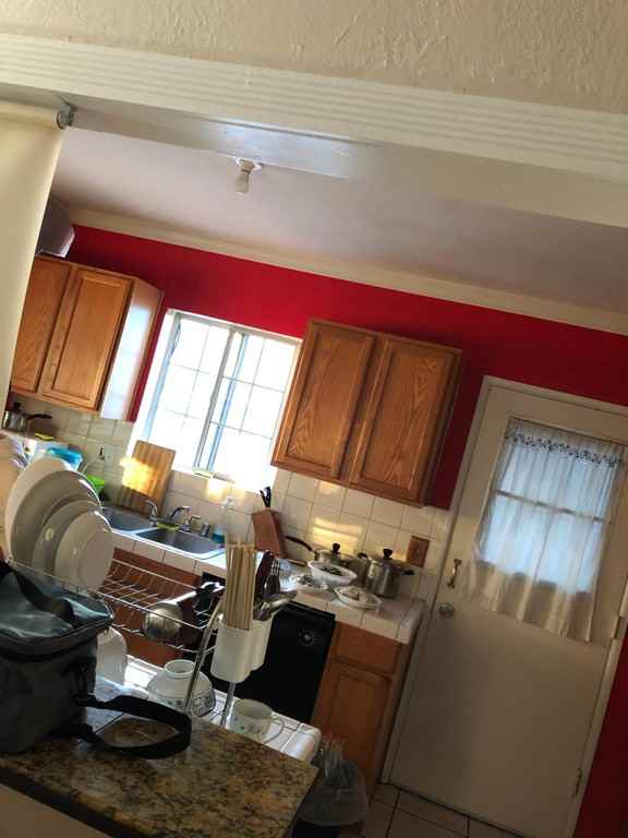 13446 Hutchcroft St - Photo 2 of 5