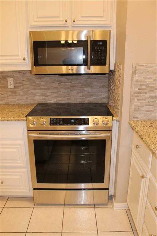 1905 Maplewood Trl - Photo 3 of 7