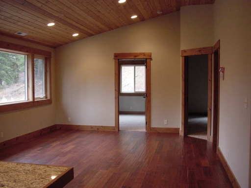 210 Cozy Ln - Photo 2 of 10