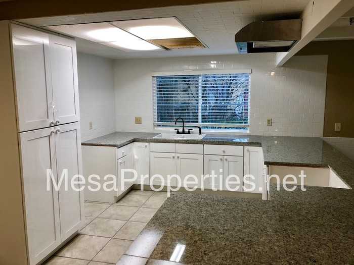 4484 Felspar St - Photo 3 of 14