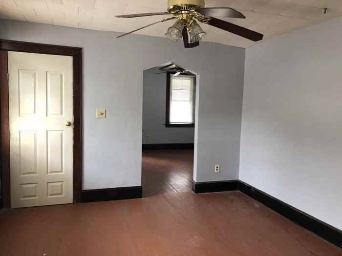 600 De Votie Ave #2 - Photo 3 of 8