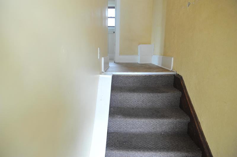 401 N Shabbona St #3 - Photo 2 of 5