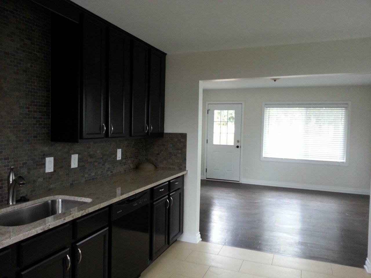 20 W Longfellow Ave - Photo 3 of 13