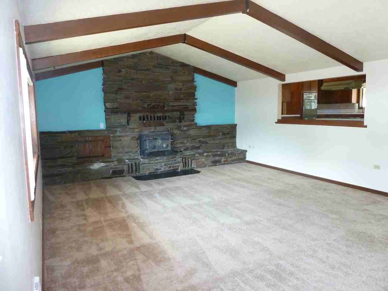 122 E Francis St - Photo 2 of 17