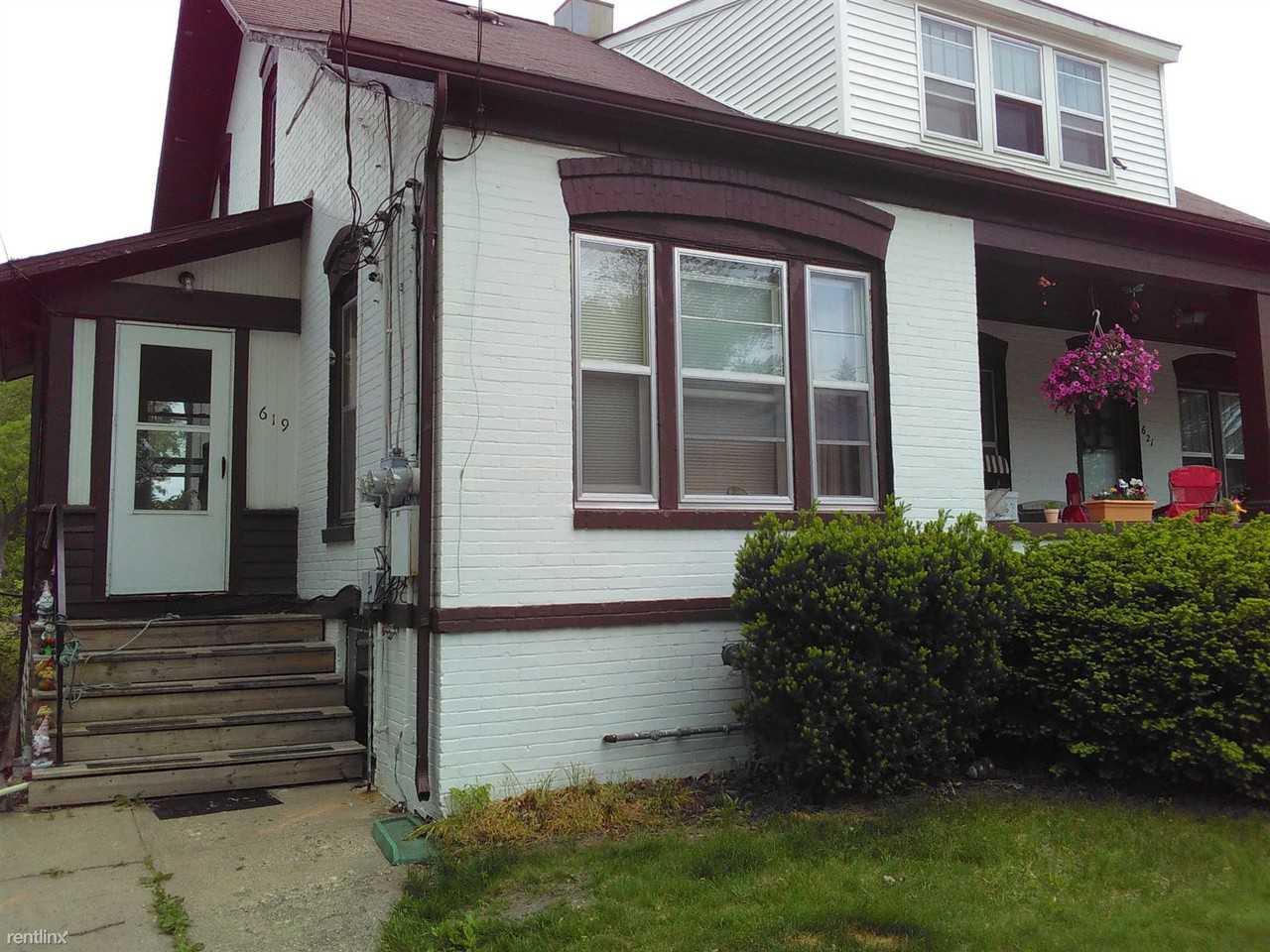 619 N Mill St - Photo 2 of 5