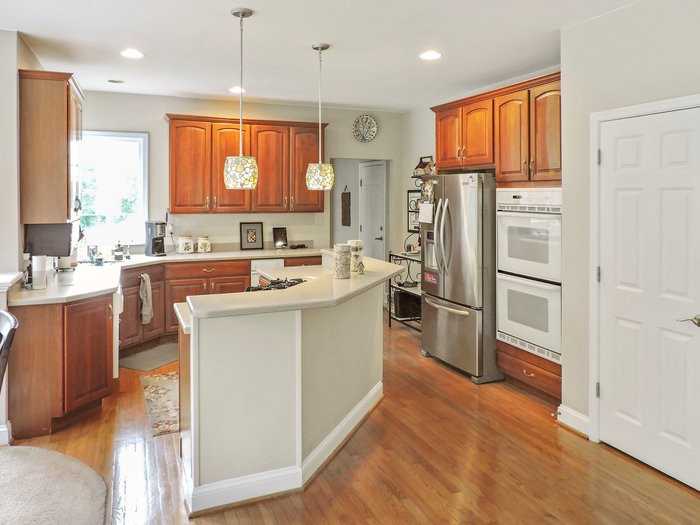 5620 Calvin Ct - Photo 2 of 50