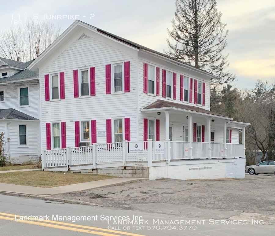 111 S Turnpike Rd - Photo 3 of 22