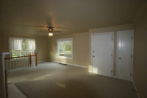 4056 SE King Rd - Photo 2 of 8