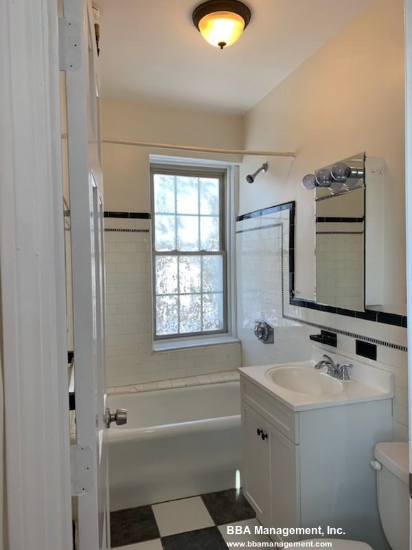 15 Governors Avenue - Photo 2 of 7