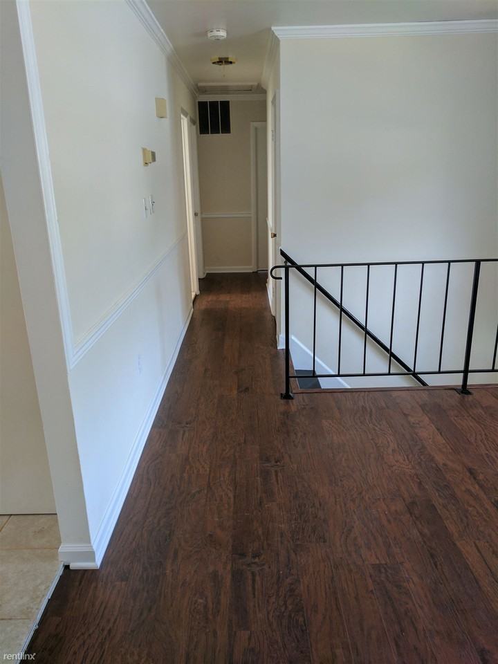 4703 Ketterman Ct - Photo 3 of 13